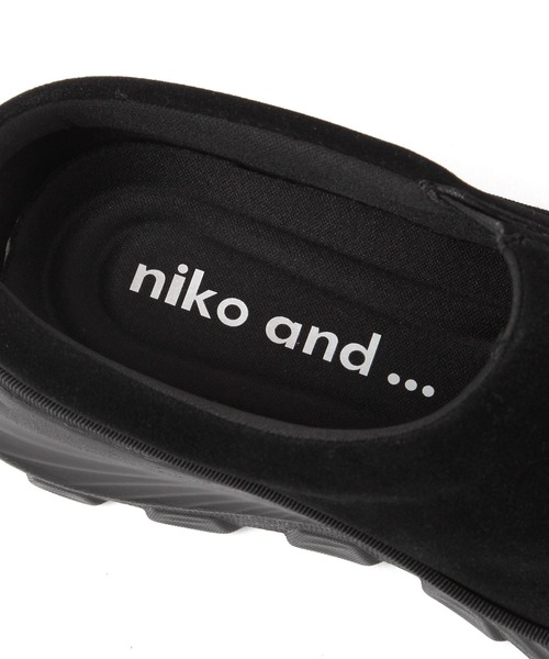 niko and...（ニコアンド）の「オリジナルテープ切り替えサボ（その他シューズ・レディース・ブラック/ベージュ・MEDIUM/LARGE）」の4枚目の写真