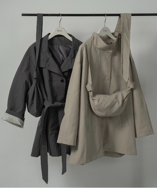 lawgy（ラウジー）の「bag set sleeve stripe trench coat / バッグセットスリーブストライプトレンチコート（トレンチコート・レディース・チャコール/ベージュ・FREE）」の19枚目の写真