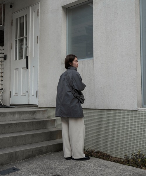 lawgy（ラウジー）の「bag set sleeve stripe trench coat / バッグセットスリーブストライプトレンチコート（トレンチコート・レディース・チャコール/ベージュ・FREE）」の7枚目の写真