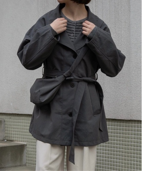 lawgy（ラウジー）の「bag set sleeve stripe trench coat / バッグセットスリーブストライプトレンチコート（トレンチコート・レディース・チャコール/ベージュ・FREE）」の16枚目の写真