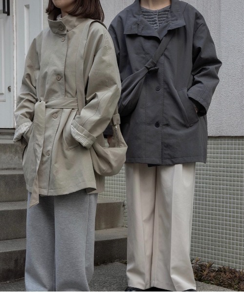 lawgy（ラウジー）の「bag set sleeve stripe trench coat / バッグセットスリーブストライプトレンチコート（トレンチコート・レディース・チャコール/ベージュ・FREE）」の11枚目の写真