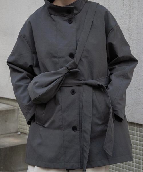 lawgy（ラウジー）の「bag set sleeve stripe trench coat / バッグセットスリーブストライプトレンチコート（トレンチコート・レディース・チャコール/ベージュ・FREE）」の14枚目の写真