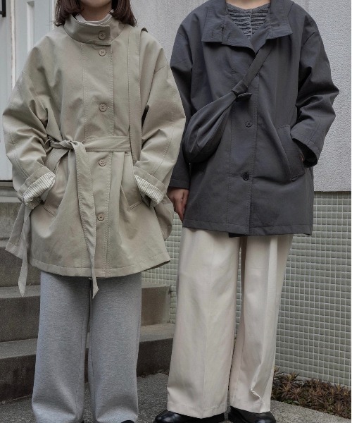 lawgy（ラウジー）の「bag set sleeve stripe trench coat / バッグセットスリーブストライプトレンチコート（トレンチコート・レディース・チャコール/ベージュ・FREE）」の10枚目の写真