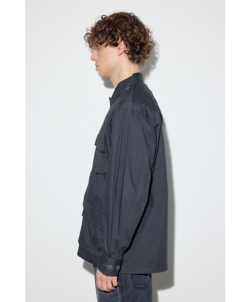 AZUL by moussy（アズールバイマウジー）の「ファティーグJK（ミリタリージャケット・メンズ・カーキ/ベージュ/ライトブラック・MEDIUM/LARGE）」の9枚目の写真