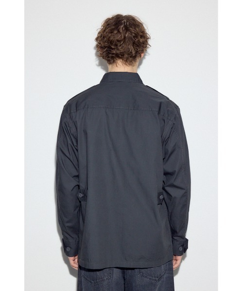 AZUL by moussy（アズールバイマウジー）の「ファティーグJK（ミリタリージャケット・メンズ・カーキ/ベージュ/ライトブラック・MEDIUM/LARGE）」の10枚目の写真
