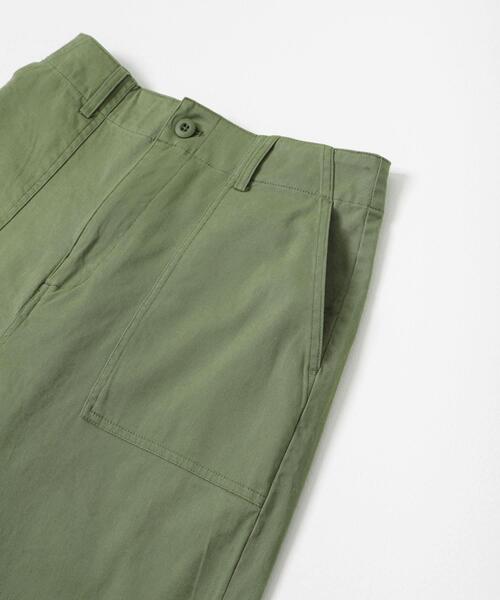 ITEMS URBANRESEARCH（アイテムズ アーバンリサーチ）の「ストレートベイカーパンツ（その他パンツ・レディース・ベージュ/カーキ・FREE）」の12枚目の写真