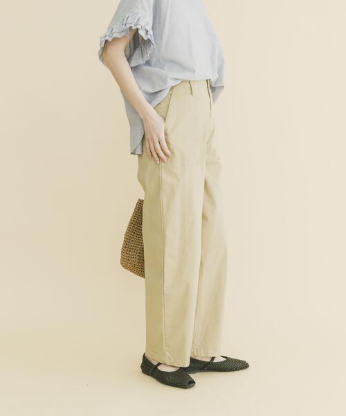 ITEMS URBANRESEARCH（アイテムズ アーバンリサーチ）の「ストレートベイカーパンツ（その他パンツ・レディース・ベージュ/カーキ・FREE）」の17枚目の写真
