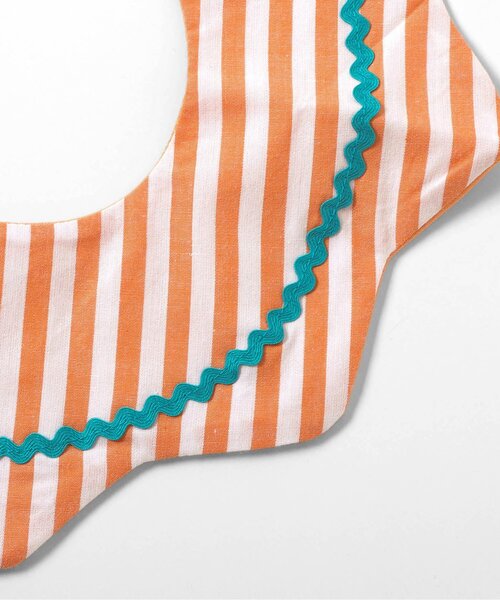 BREEZE（ブリーズ）の「Bpop ぐるぐるうねうねスタイ（スタイ/よだれかけ・キッズ・チェック/ストライプ・90）」の10枚目の写真