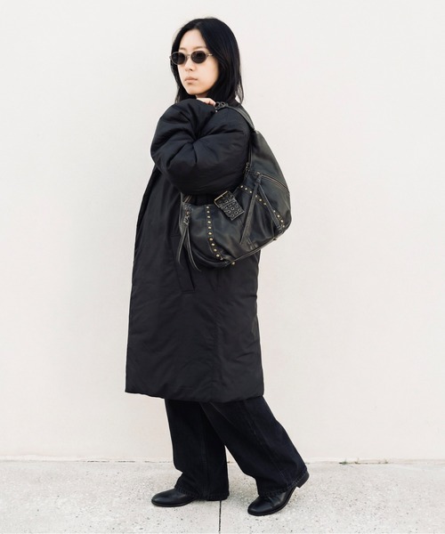 IO(イオ)(イオ)の「HERB/Two Pockets Moon Bag/2ポケットムーンバッグ(ショルダーバッグ・レディース・ダークブラウン/ブラック・FREE)」の1枚目の写真