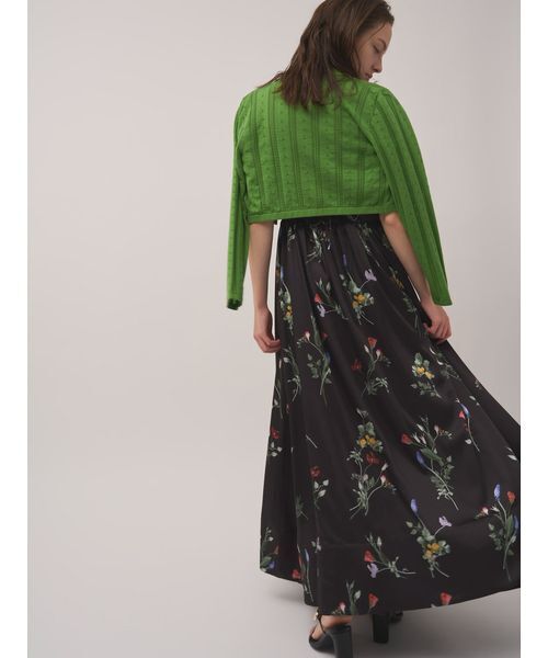 SNIDEL（スナイデル）の「【WEB限定00サイズあり】ボタニカルパターンキャミワンピース（ワンピース・レディース・イエロー/ベージュ/ブラック・0/1/00）」の5枚目の写真