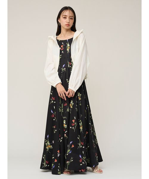 SNIDEL（スナイデル）の「【WEB限定00サイズあり】ボタニカルパターンキャミワンピース（ワンピース・レディース・イエロー/ベージュ/ブラック・0/1/00）」の16枚目の写真