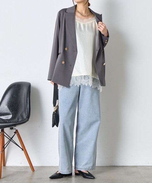 Jena espace merveilleux（ジェナ　エスパスメルヴェイユ）の「【シンプルコーデを格上げ】レースキャミソール（シャツ/ブラウス・レディース・アイボリー/ブラック・FREE）」の3枚目の写真