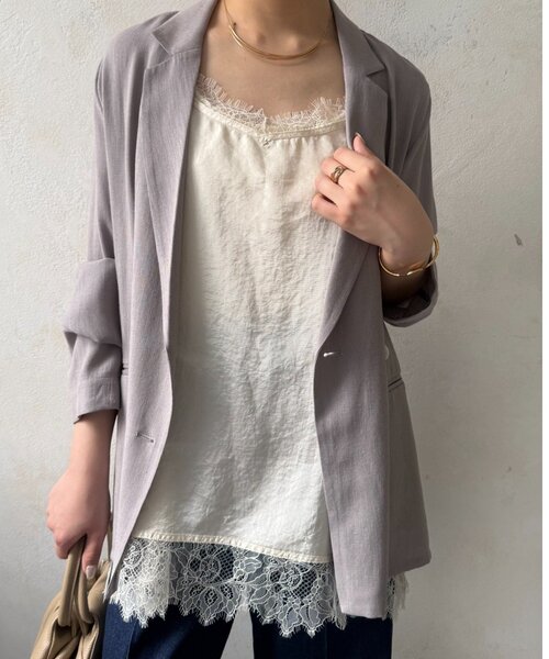 Jena espace merveilleux（ジェナ　エスパスメルヴェイユ）の「【旬のレイヤード】レースキャミソール（シャツ/ブラウス・レディース・アイボリー/ブラック・FREE）」の4枚目の写真