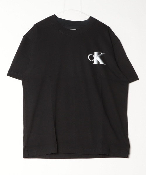Calvin Klein Jeans(カルヴァンクラインジーンズ)の「Calvin Klein Jeans カルバンクラインジーンズ BOLD CK TEE モノグラムCK半袖Tシャツ(Tシャツ/カットソー・メンズ・ホワイト/ブラック・L/XL/M)」の4枚目の写真