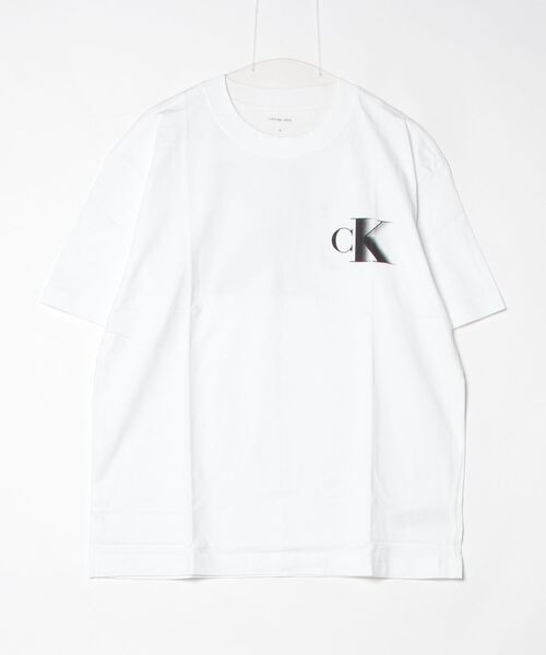 Calvin Klein Jeans(カルヴァンクラインジーンズ)の「Calvin Klein Jeans カルバンクラインジーンズ BOLD CK TEE モノグラムCK半袖Tシャツ(Tシャツ/カットソー・メンズ・ホワイト/ブラック・L/XL/M)」の5枚目の写真