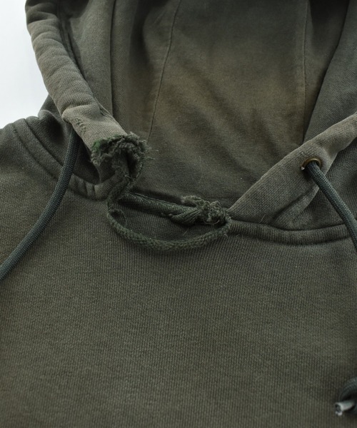 Carhartt(カーハート)の「【USED】Carhartt ロゴ グランジ フーディ(パーカー・メンズ・オリーブ・LARGE)」の7枚目の写真