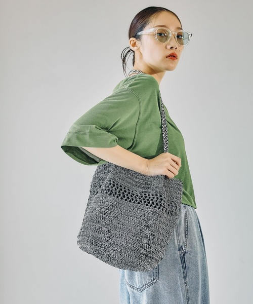 LEPSIM（レプシィム）の「メタリックヤーントート　646439（ショルダーバッグ・レディース・ブラウン/ブラック/グレー系その他/シルバー/ピンク/ライトグリーン・ONE SIZE）」の3枚目の写真