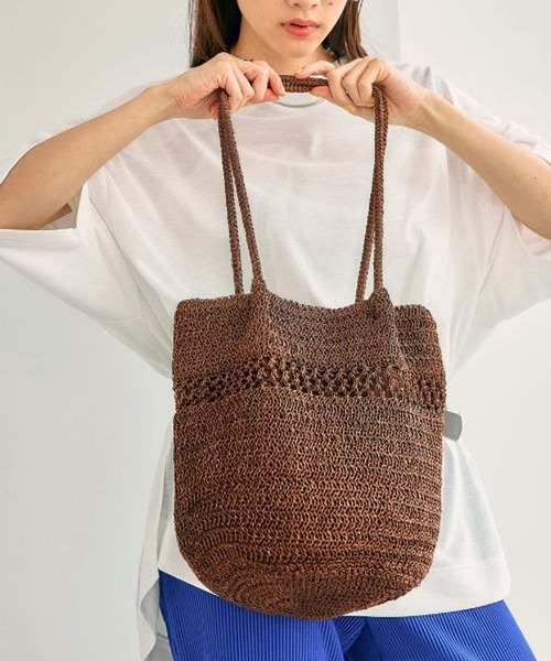 LEPSIM（レプシィム）の「メタリックヤーントート　646439（ショルダーバッグ・レディース・ブラウン/ブラック/グレー系その他/シルバー/ピンク/ライトグリーン・ONE SIZE）」の4枚目の写真