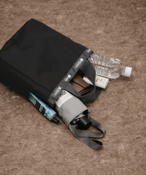 LeSportsac(レスポートサック)の「【LeSportsac for ADAM ET ROPE'】Exclusive Med Reversible Tote(トートバッグ・レディース・シルバー・FREE)」の9枚目の写真