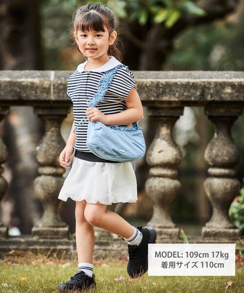 BeBe(ベベ)の「シアータフタバルーンスカート(スカート・キッズ・ホワイト/ブルー・140cm/130cm/150cm/120cm)」の9枚目の写真