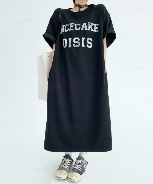 Dalfwin（ダールフィン）の「韓国ファッション RICECAKEかすれロゴロング丈半袖Tシャツワンピース（ワンピース・レディース・ブラック/グレー・FREE）」の7枚目の写真
