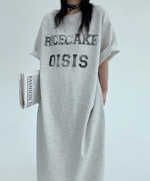 Dalfwin（ダールフィン）の「韓国ファッション RICECAKEかすれロゴロング丈半袖Tシャツワンピース（ワンピース・レディース・ブラック/グレー・FREE）」の14枚目の写真