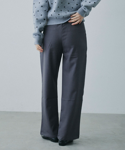 Mirette(ミレット)の「フロントタック セミワイドスラックスパンツ / Front Tuck Semi-Wide Slacks(スラックス・レディース・グレー/ブラウン・LARGE/MEDIUM/SMALL)」の6枚目の写真