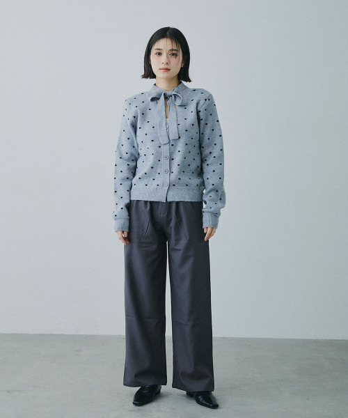 Mirette(ミレット)の「フロントタック セミワイドスラックスパンツ / Front Tuck Semi-Wide Slacks(スラックス・レディース・グレー/ブラウン・LARGE/MEDIUM/SMALL)」の7枚目の写真