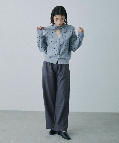 Mirette(ミレット)の「フロントタック セミワイドスラックスパンツ / Front Tuck Semi-Wide Slacks(スラックス・レディース・グレー/ブラウン・LARGE/MEDIUM/SMALL)」の8枚目の写真