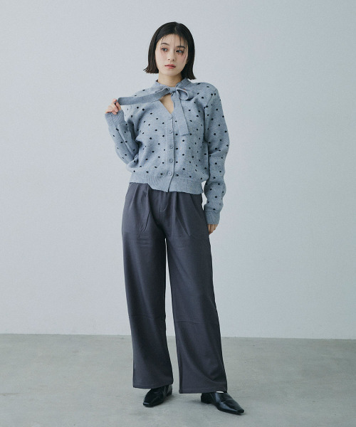 Mirette(ミレット)の「フロントタック セミワイドスラックスパンツ / Front Tuck Semi-Wide Slacks(スラックス・レディース・グレー/ブラウン・LARGE/MEDIUM/SMALL)」の9枚目の写真