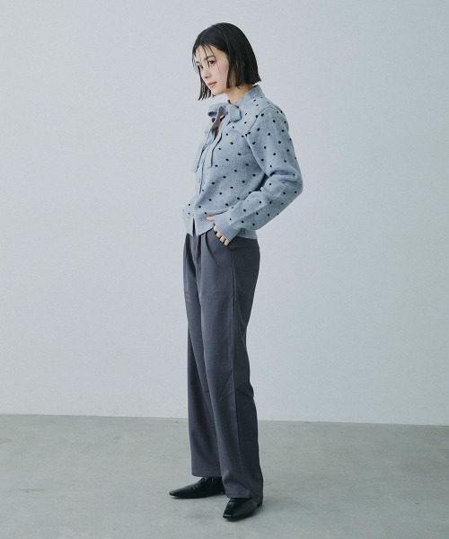 Mirette(ミレット)の「フロントタック セミワイドスラックスパンツ / Front Tuck Semi-Wide Slacks(スラックス・レディース・グレー/ブラウン・LARGE/MEDIUM/SMALL)」の12枚目の写真