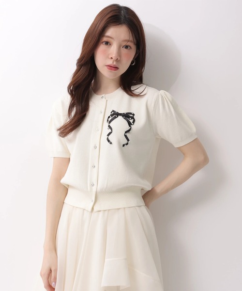 Rirandture(リランドチュール)の「ハーフスリーブリボン刺繍カーデプルオーバー(ニット/セーター・レディース・オフホワイト/ライトイエロー/ライトブルー/ネイビー/ピンク系その他5・2)」の7枚目の写真