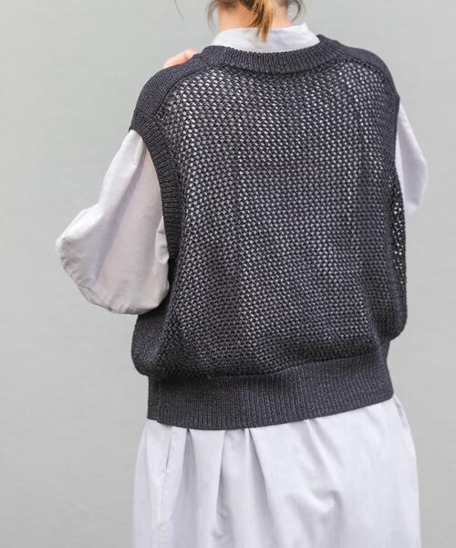 FORK&SPOON(フォークアンドスプーン)の「FORK&SPOON ペーパーメッシュニットベスト(ベスト・レディース・アイボリー/ブラック・1)」の6枚目の写真