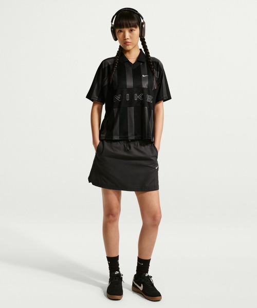 NIKE(ナイキ)の「NIKE AS WMNS NSW STREET OS SS STRP JSY / ナイキ ウィメンズ NSW ストリート OS STRP JSY SS トップ 【SP】(ジャージ・レディース・ブラック・S/M/L)」の10枚目の写真