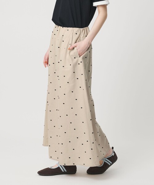 BEAUTY&YOUTH UNITED ARROWS（ビューティーアンドユースユナイテッドアローズ）の「麻ブレンド ドット フレアロングスカート（スカート・レディース・ナチュラル/ブラック・XS/M/S）」の4枚目の写真