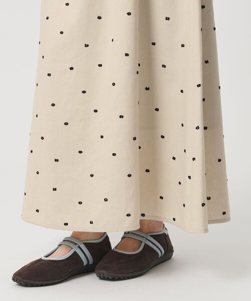 BEAUTY&YOUTH UNITED ARROWS（ビューティーアンドユースユナイテッドアローズ）の「麻ブレンド ドット フレアロングスカート（スカート・レディース・ナチュラル/ブラック・XS/M/S）」の15枚目の写真