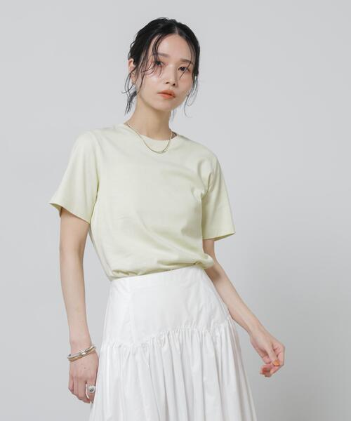 NANO universe(ナノユニバース)の「Anti Soaked(R) 汗染み防止カラフルクルーTシャツ(Tシャツ/カットソー・レディース・レッド/ブラウン/ライトピンク/ブルーグレー/ライトイエロー・FREE)」の3枚目の写真