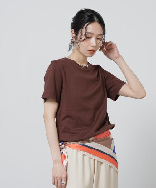 NANO universe(ナノユニバース)の「Anti Soaked(R) 汗染み防止カラフルクルーTシャツ(Tシャツ/カットソー・レディース・レッド/ブラウン/ライトピンク/ブルーグレー/ライトイエロー・FREE)」の1枚目の写真