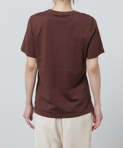 NANO universe(ナノユニバース)の「Anti Soaked(R) 汗染み防止カラフルクルーTシャツ(Tシャツ/カットソー・レディース・レッド/ブラウン/ライトピンク/ブルーグレー/ライトイエロー・FREE)」の17枚目の写真