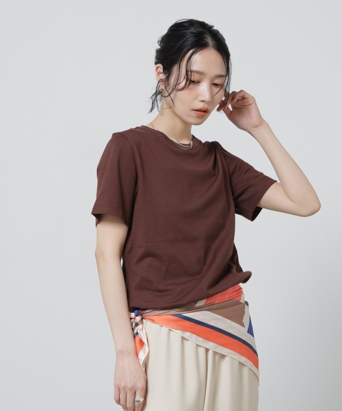 NANO universe（ナノユニバース）の「Anti Soaked(R) 汗染み防止カラフルクルーTシャツ（Tシャツ/カットソー・レディース・レッド/ブラウン/ライトピンク/ブルーグレー/ライトイエロー・FREE）」の2枚目の写真