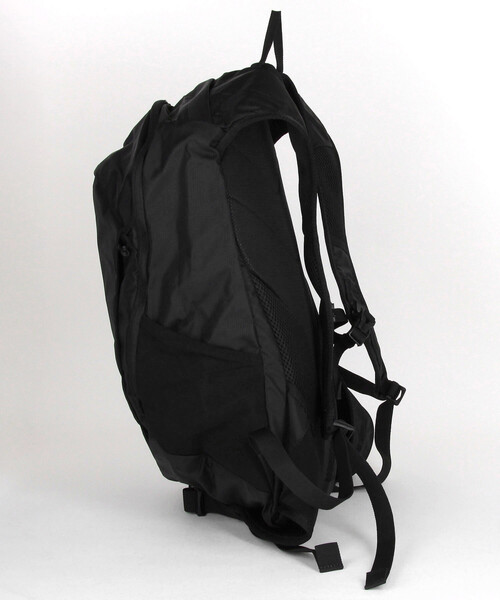 SALOMON(サロモン)の「SALOMON/サロモン TRAILBLAZER 20(バックパック/リュック・メンズ・ブラック・ONE SIZE)」の2枚目の写真