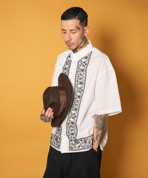 Subciety(サブサエティ)の「Embroidery bandanna shirt(シャツ/ブラウス・メンズ・マスタード/ホワイト/ブラック・X-LARGE/LARGE/MEDIUM/SMALL)」の10枚目の写真