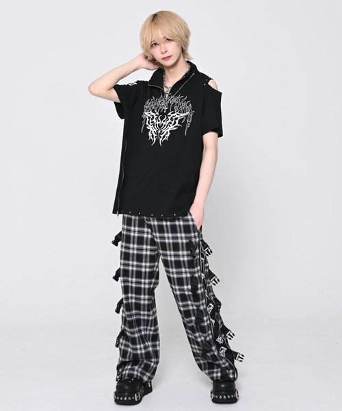 TRAVAS TOKYO(トラバス トウキョウ)の「『TRAVAS TOKYO/トラバス トーキョー』肩あきZIPデザインTシャツ(Tシャツ/カットソー・レディース・ホワイト/ブラック・FREE)」の14枚目の写真
