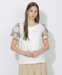 CB CRESTBRIDGE（シービークレストブリッジ）の「シトラテックショルダーリボンT（Tシャツ/カットソー）」