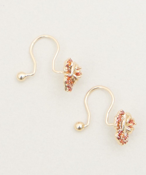 Zoule(ゾーラ)の「Zoule ゾーラ:FLOWER LETTER SERIES jewel flower letter4 花言葉 スミレ バラ イヤリング(イヤリング・レディース・レッド/パープル・FREE)」の4枚目の写真