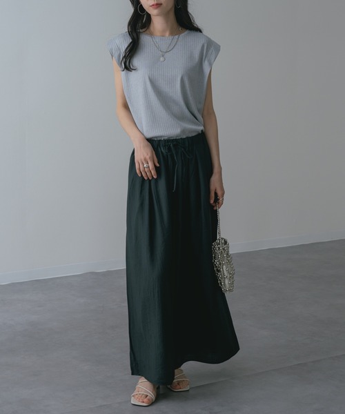 refinedworks(リファインドワークス)の「【refinedworks】美脚 を叶える 落ち感 ストレート ワイドパンツ(その他パンツ・レディース・チャコールグレー/カーキ・FREE)」の4枚目の写真