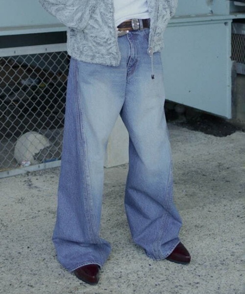3D TWISTED WIDE LEG JEANS（デニムパンツ）｜NVRFRGT（ネヴァーフォー