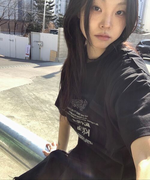 KKEEE(ケーケーイーイー)の「ロゴサークルオーバーサイズ半袖Tシャツ(2カラー)(Tシャツ/カットソー・レディース・ホワイト/ブラック・M/XL)」の7枚目の写真