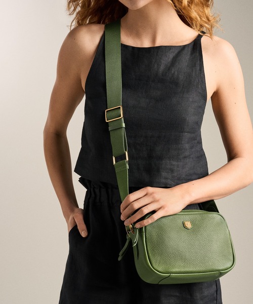 FOSSIL(フォッシル)の「フォッシル 斜めがけバッグ レディース レザー グリーン ZB11121314(ショルダーバッグ・レディース・グリーン・FREE)」の3枚目の写真