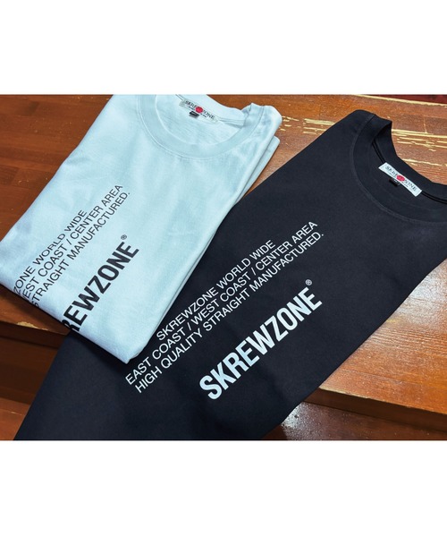 SKREWZONE(スクリューゾーン)の「SKREWZONE CLASSIC LOGO Tシャツ(Tシャツ/カットソー・メンズ・ブラック/ホワイト・XX-LARGE/X-LARGE/LARGE/MEDIUM)」の3枚目の写真